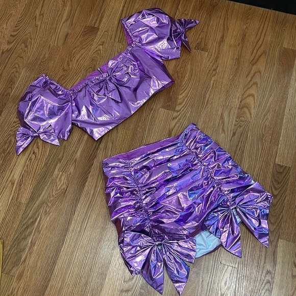 Sugar Thrillz Barbie Let go party metallic purple bow set skirt & crop top large - Picture 1 of 9